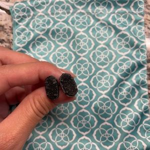 Kendra Scott Ellie gunmetal earrings